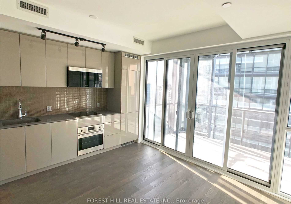 7-grenville-street-toronto-ontario-c13483514