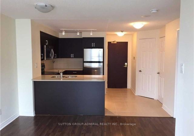 736-bay-street-toronto-ontario-c13483566