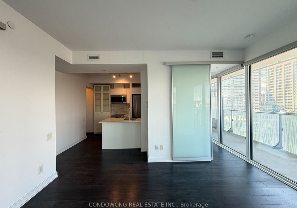 42-charles-street-e-toronto-ontario-c13483650