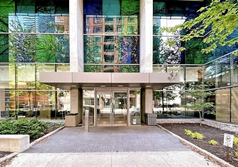 37-grosvenor-street-toronto-ontario-c13483822