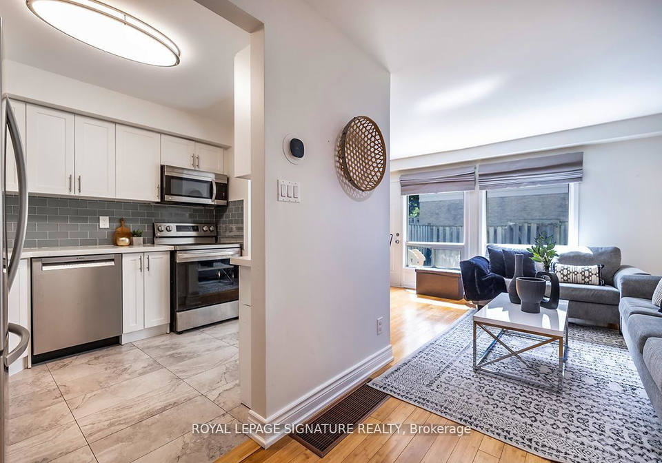 106-thorny-vineway-north-york-ontario-c13484132