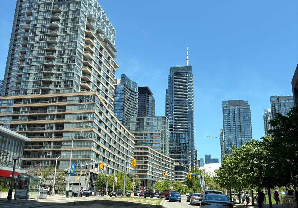 4000-spadina-avenue-toronto-ontario-c13484310