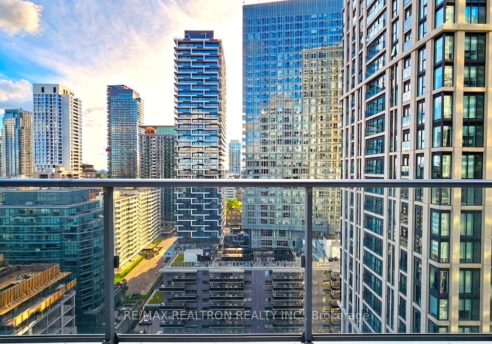 195-redpath-avenue-toronto-ontario-c13484476
