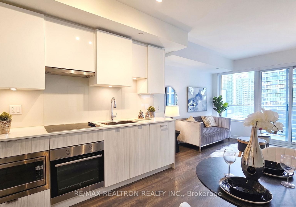 195-redpath-avenue-toronto-ontario-c13484476