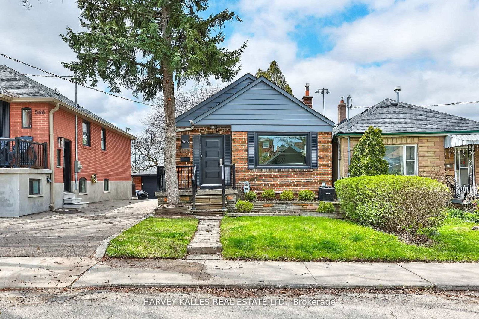 568-northcliffe-boulevard-toronto-ontario-c13484522