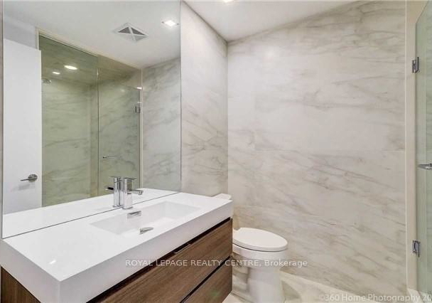 156-portland-street-toronto-ontario-c13484664