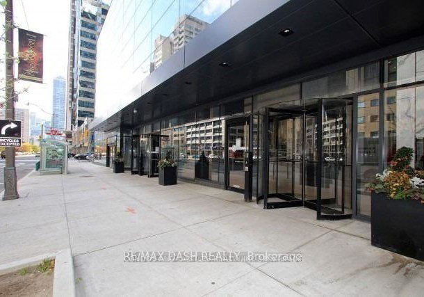 488-university-avenue-toronto-ontario-c13484728