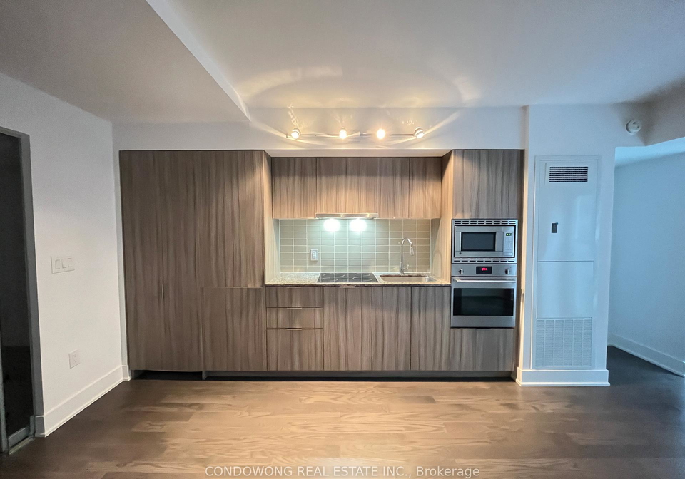 955-bay-street-toronto-ontario-c13484736