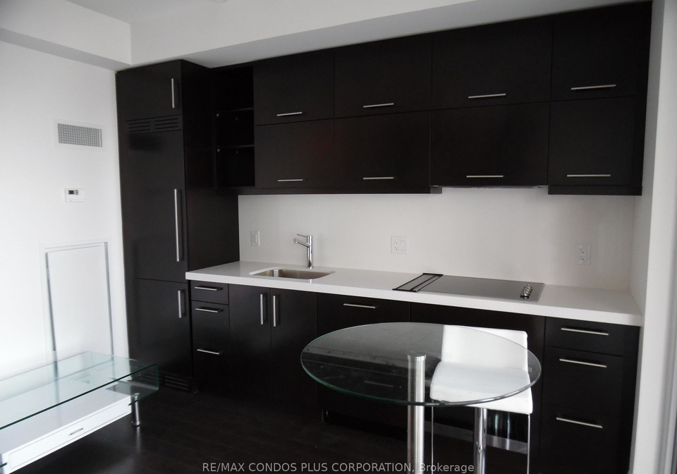 65-st-mary-street-toronto-ontario-c13484918