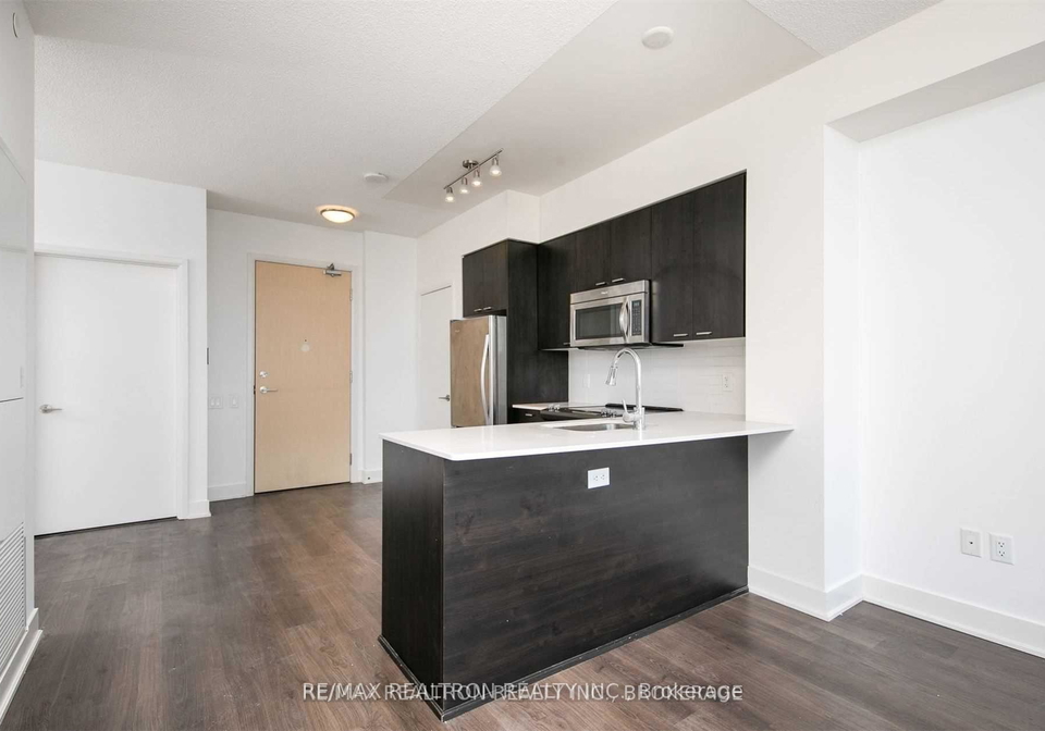 30-roehampton-avenue-toronto-ontario-c13484990