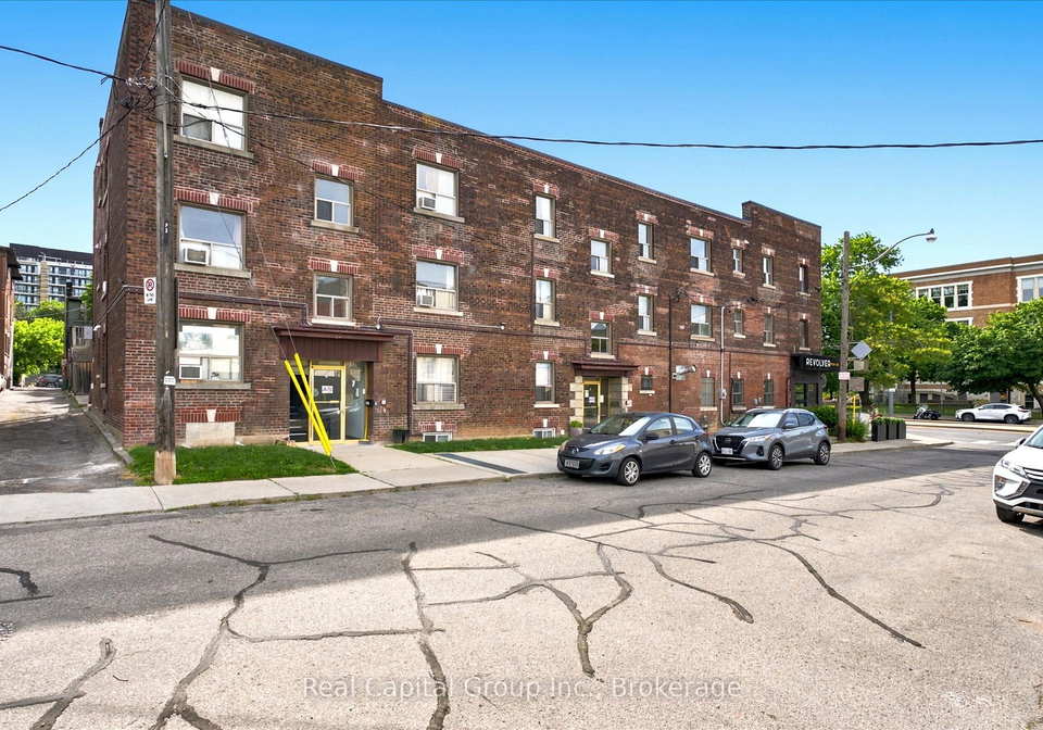 966-st-clair-avenue-w-toronto-ontario-c13485336