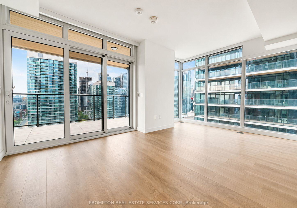 3-concord-cityplace-way-toronto-ontario-c13485460