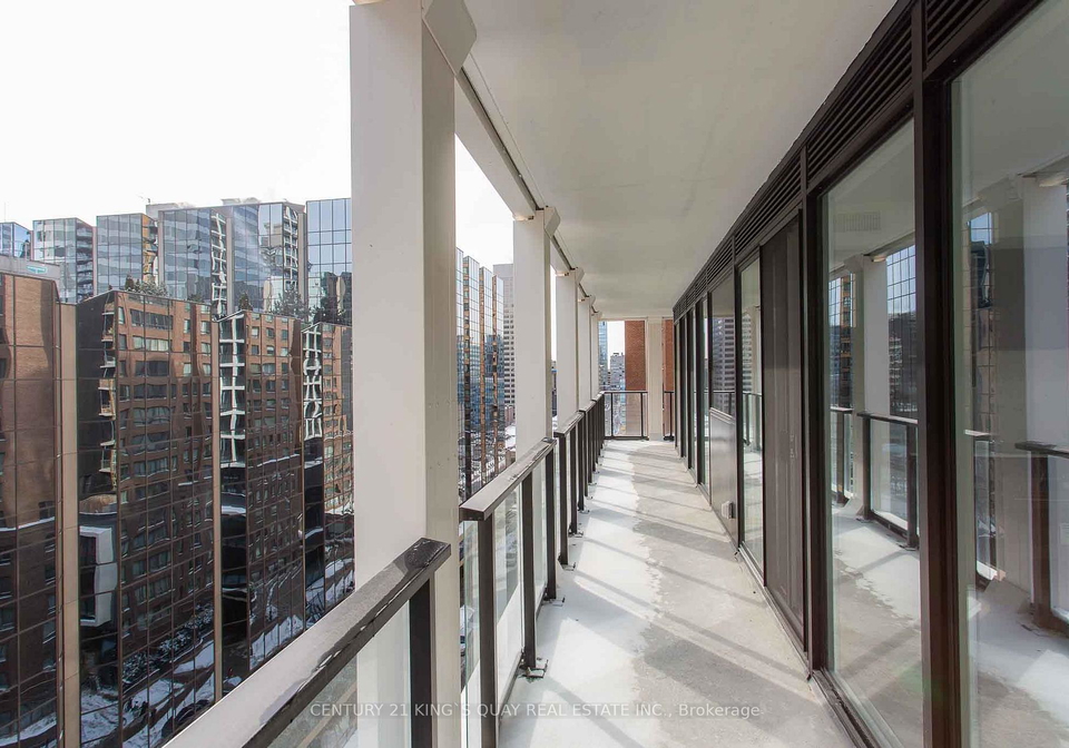 20-edward-street-toronto-ontario-c13485494