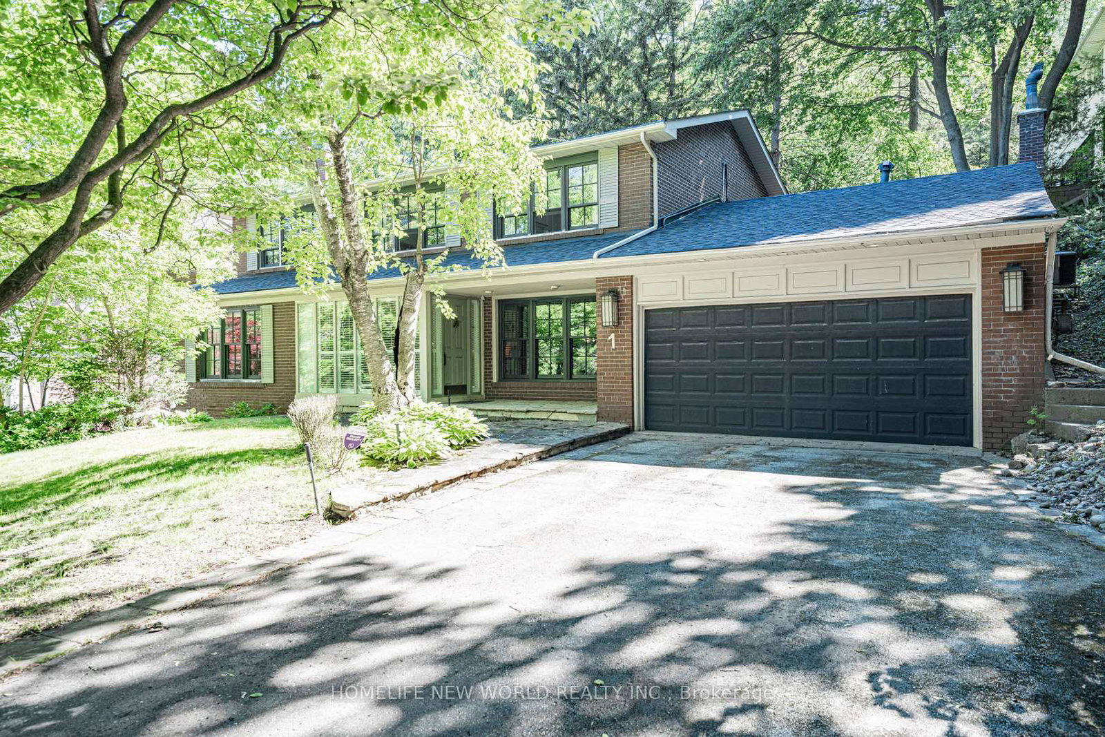 1-campbell-crescent-north-york-ontario-c13485516