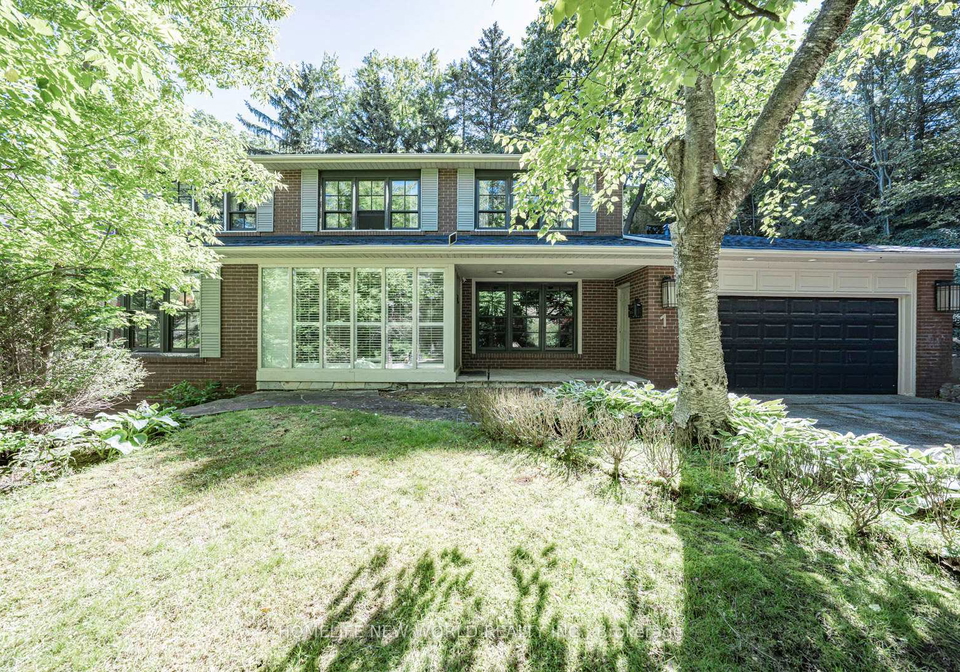 1-campbell-crescent-north-york-ontario-c13485516