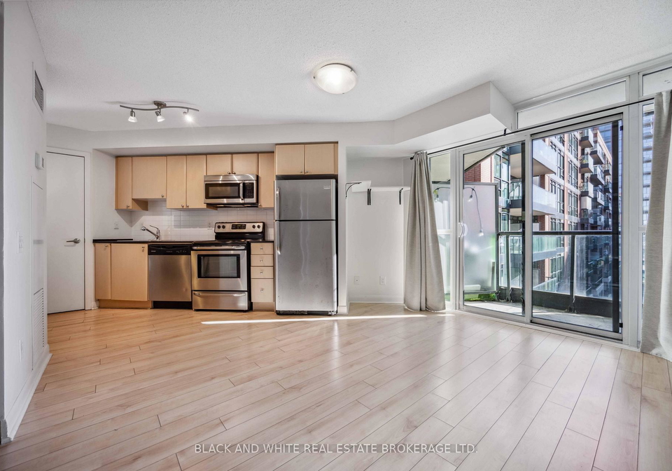 525-wilson-avenue-toronto-ontario-c13485584