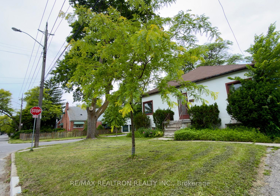 258-bogert-avenue-toronto-ontario-c13485692