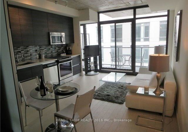 111-bathurst-street-toronto-ontario-c13485972