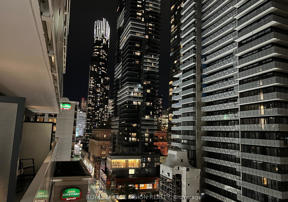 501-yonge-street-toronto-ontario-c13486070