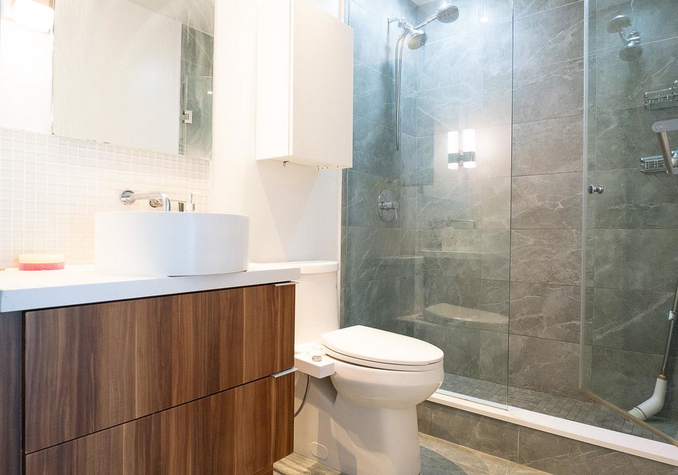 185-roehampton-avenue-toronto-ontario-c13486190