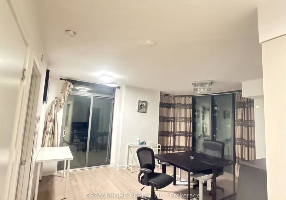11-wellesley-street-w-toronto-ontario-c13486336
