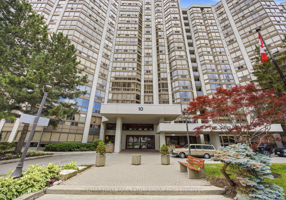 10-kenneth-avenue-north-york-ontario-c13486354