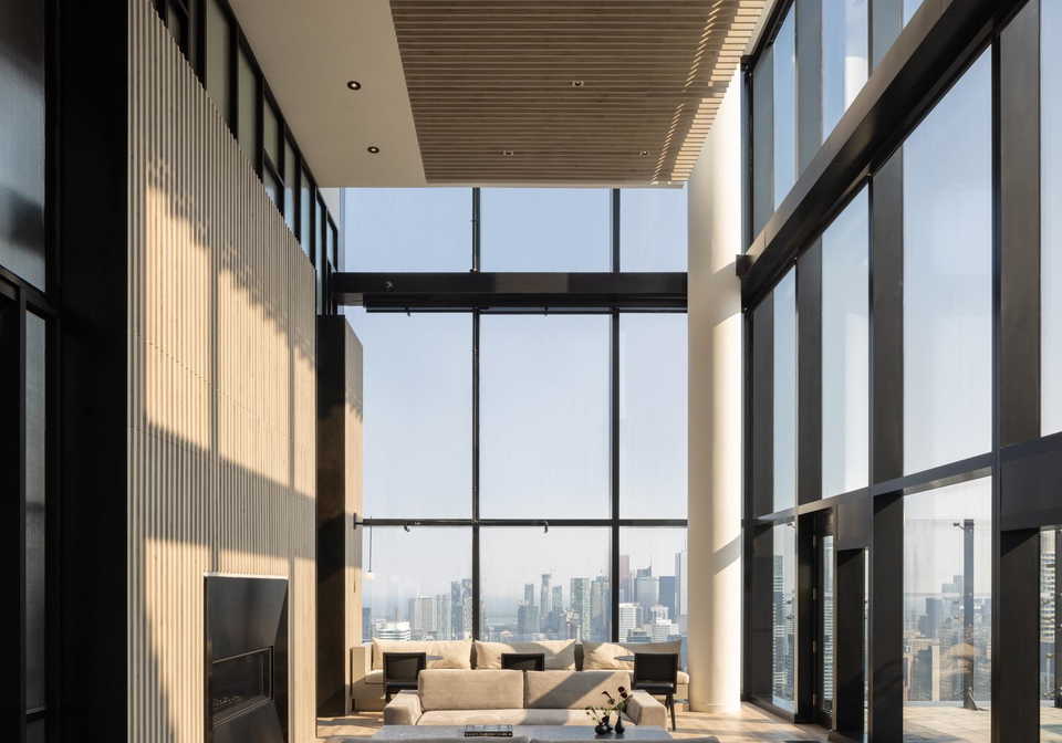 55-charles-street-e-toronto-ontario-c13486470