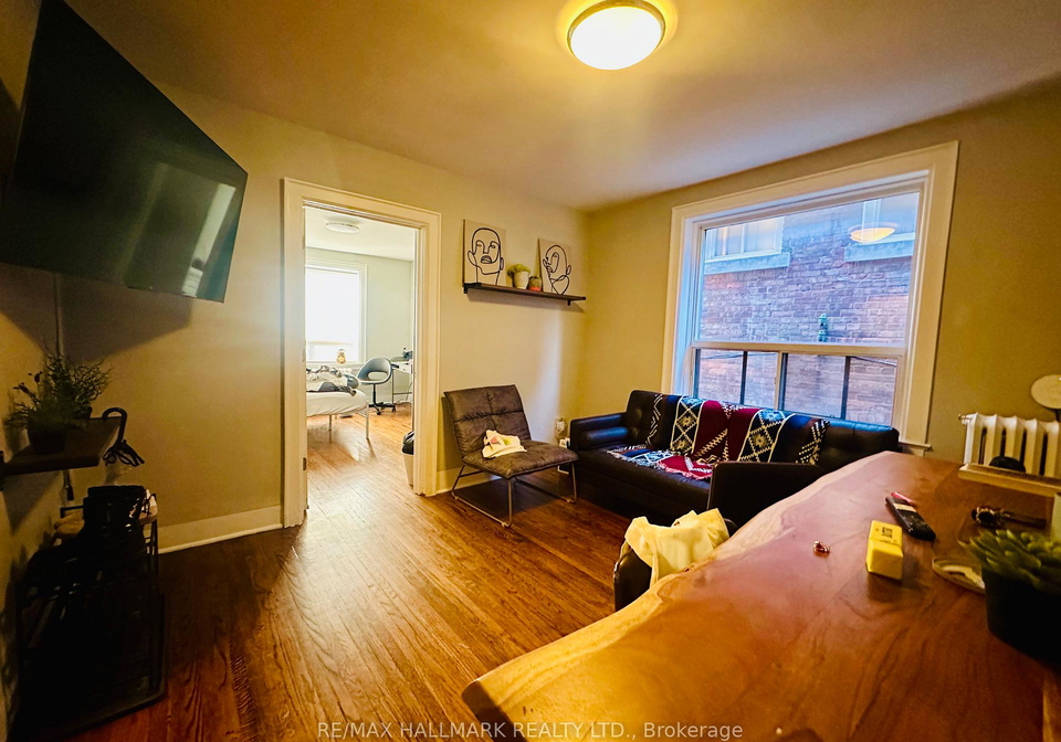 597-st-clair-avenue-w-toronto-ontario-c13486600