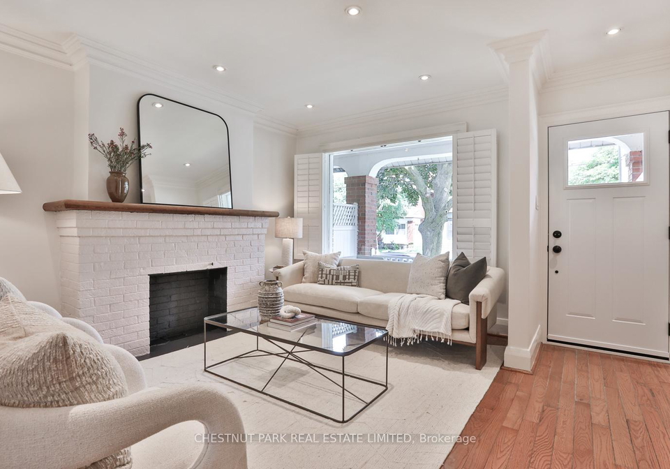 227-bowood-avenue-toronto-ontario-c13486604