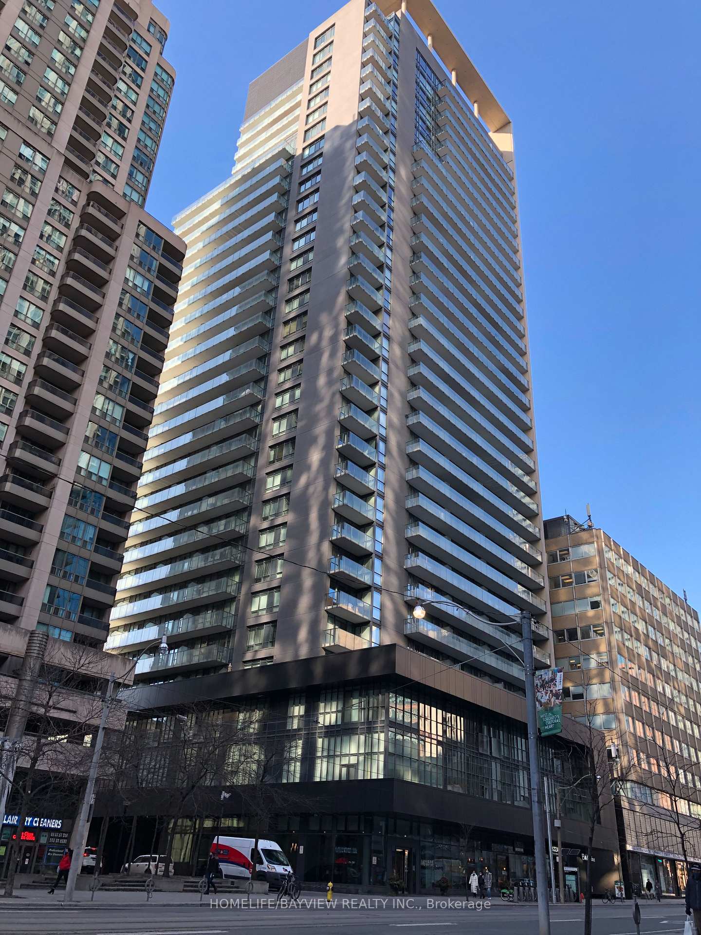 770-bay-street-toronto-ontario-c13486654
