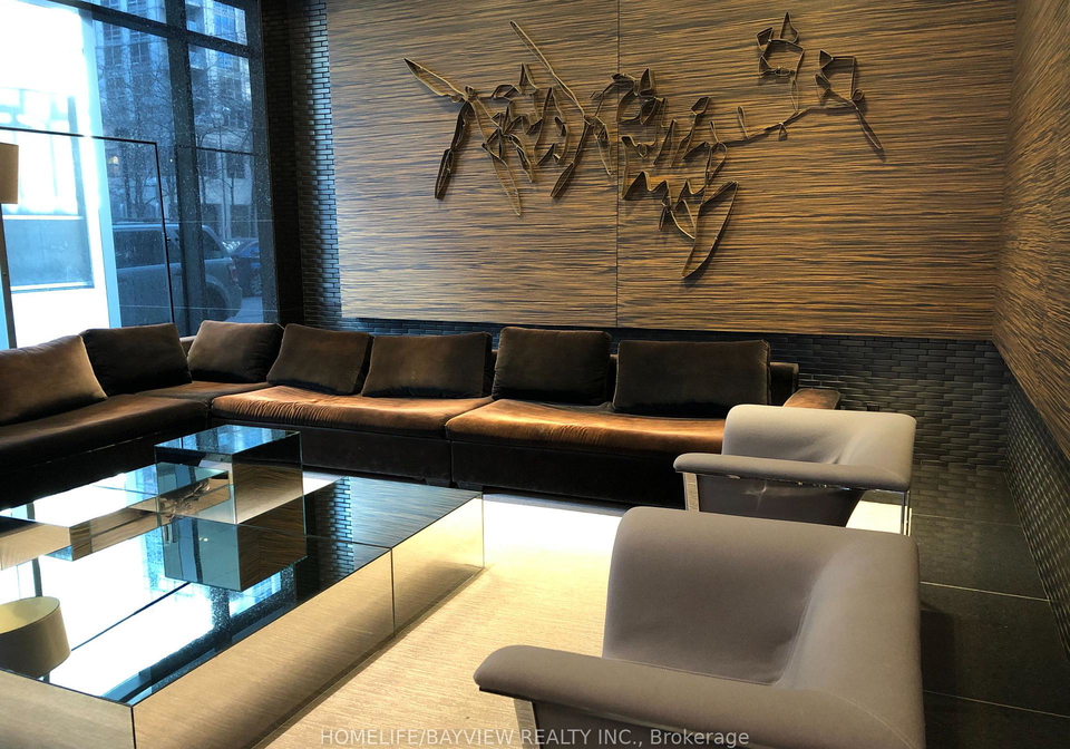 770-bay-street-toronto-ontario-c13486654