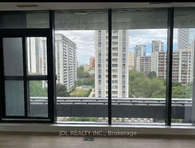 501-yonge-street-toronto-ontario-c13486676