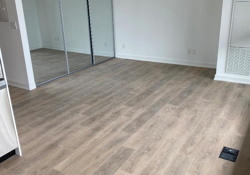 501-yonge-street-toronto-ontario-c13486676