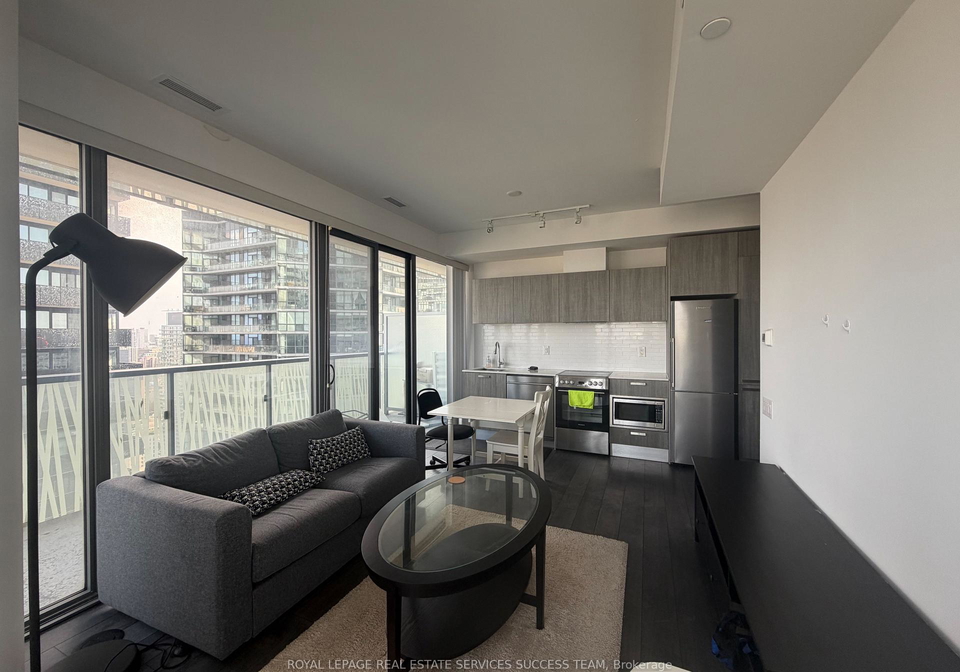 50-charles-street-e-toronto-ontario-c13486772