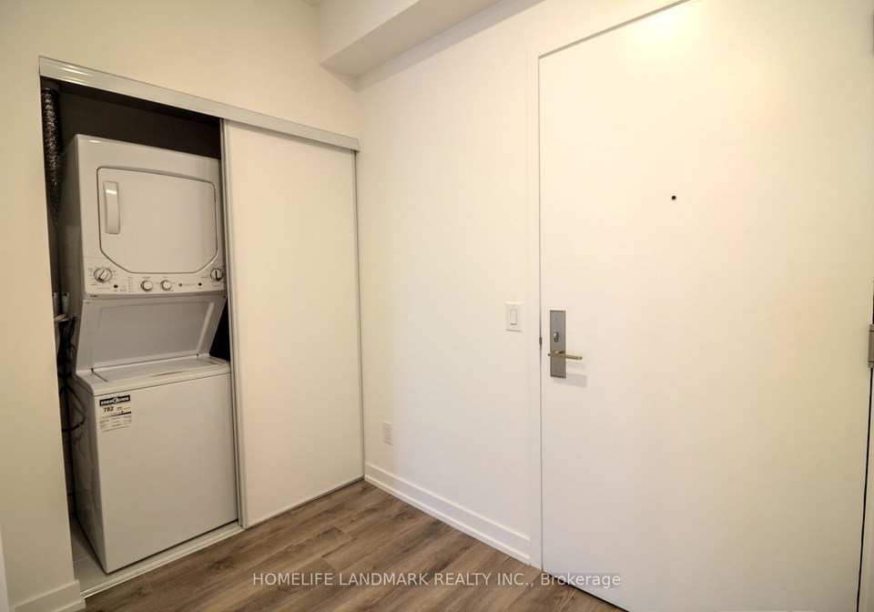20-edward-street-toronto-ontario-c13486780