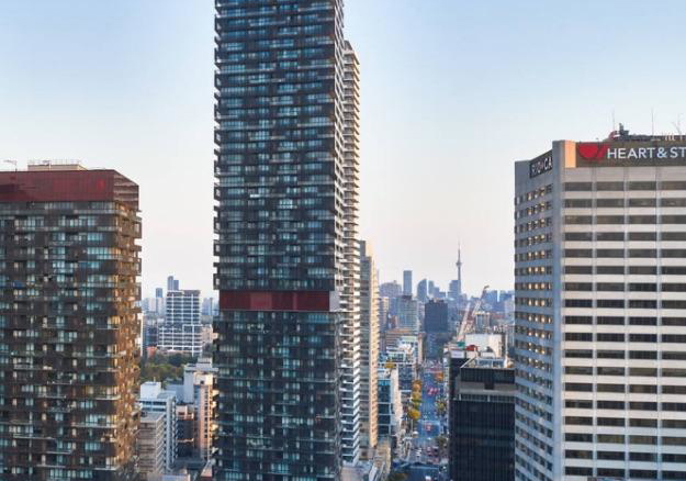 8-eglinton-avenue-e-toronto-ontario-c13486900