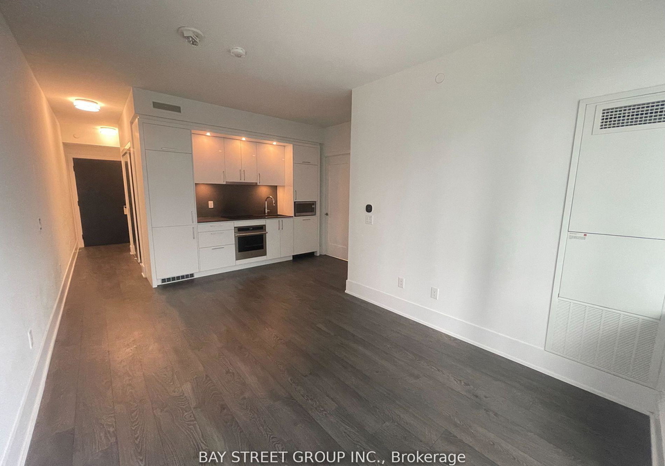470-front-street-w-toronto-ontario-c13486918