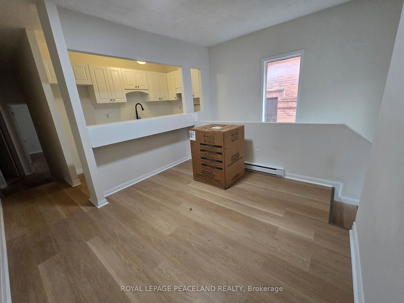 558-spadina-crescent-toronto-ontario-c13486968