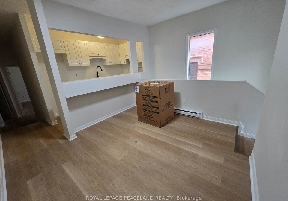 558-spadina-crescent-toronto-ontario-c13486968