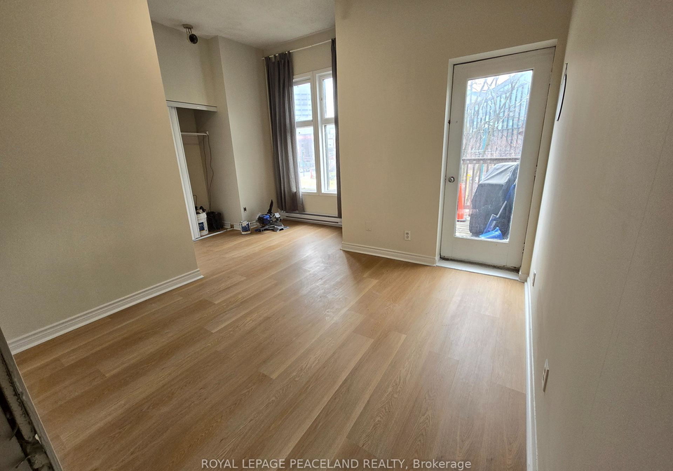 558-spadina-crescent-toronto-ontario-c13486968