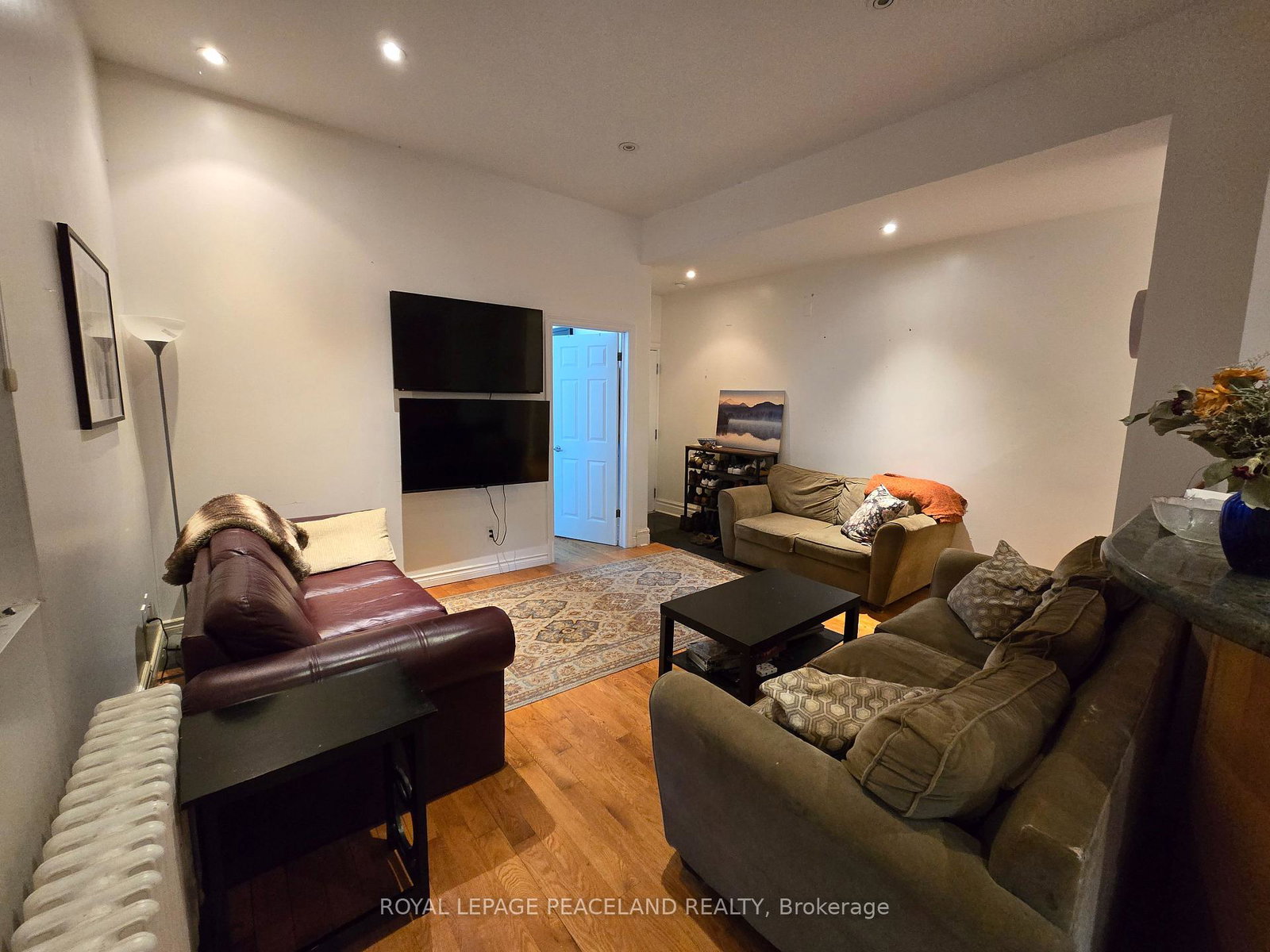 61-madison-avenue-toronto-ontario-c13486978