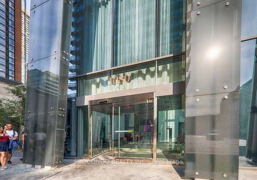 1080-bay-street-toronto-ontario-c13487004