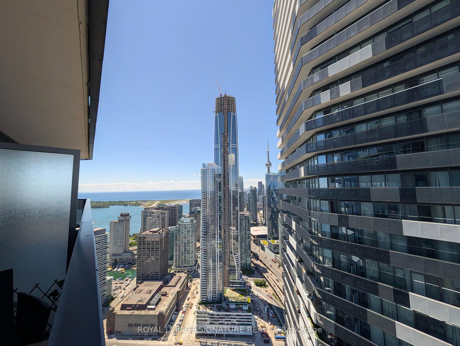 138-downes-street-toronto-ontario-c13487132