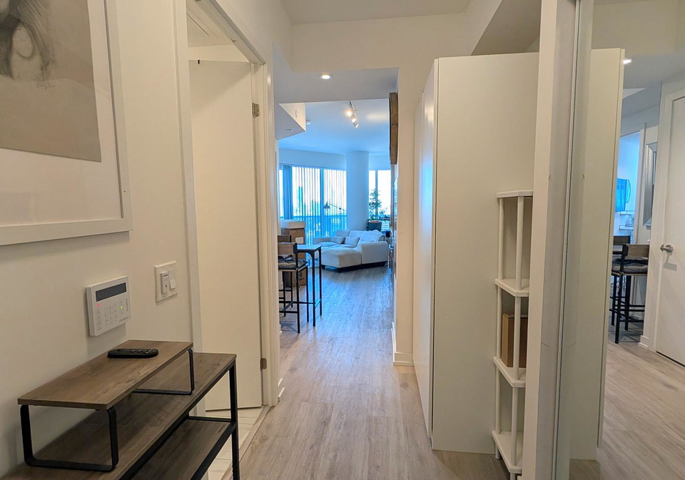 138-downes-street-toronto-ontario-c13487132