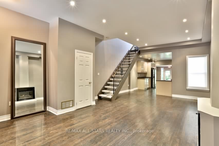 68-macpherson-avenue-toronto-ontario-c13487144