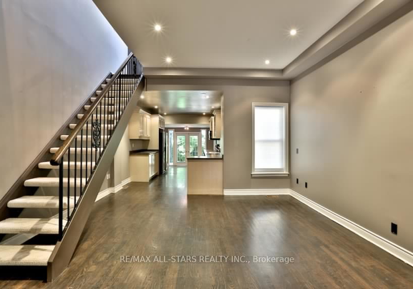 68-macpherson-avenue-toronto-ontario-c13487144