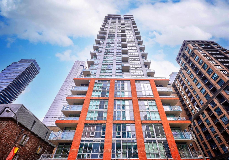 126-simcoe-street-toronto-toronto-ontario-c13487348