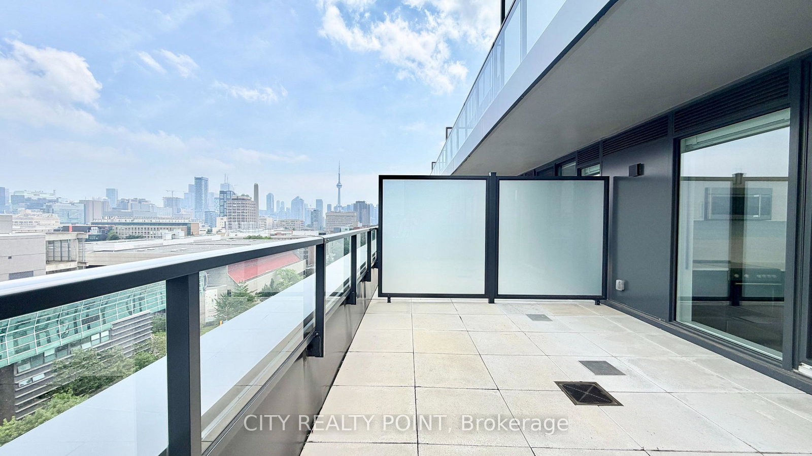 664-spadina-avenue-toronto-toronto-ontario-c13487646