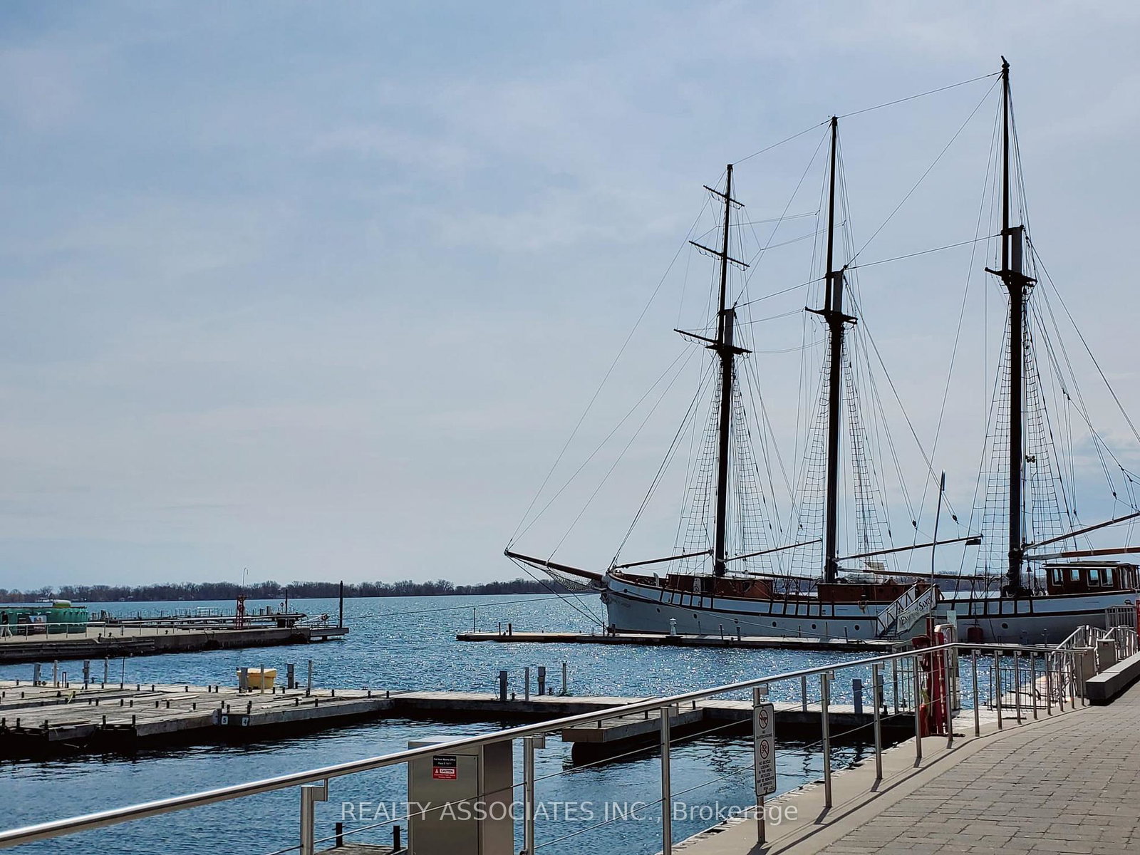 8-york-street-toronto-toronto-ontario-c13487714
