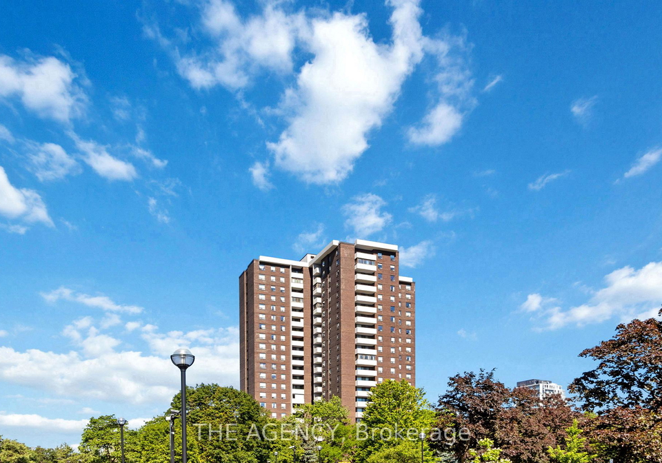 10-muirhead-road-toronto-north-york-ontario-c13488442